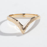 TEXTURED CHEVRON BAND | 14K GOLD