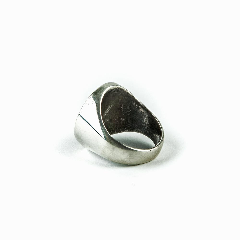 PROTECTION SIGNET RING | SILVER - AngelaMonacojewelry